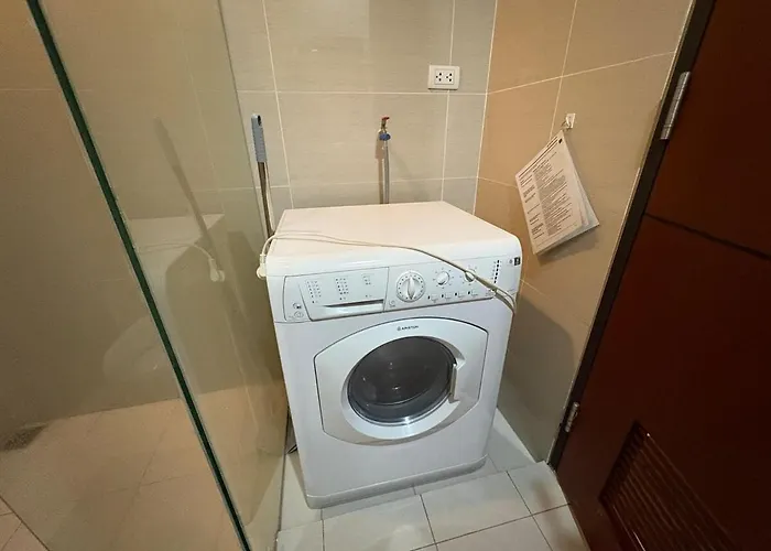 Designer Minimalist 1br One Uptown Bgc Manila