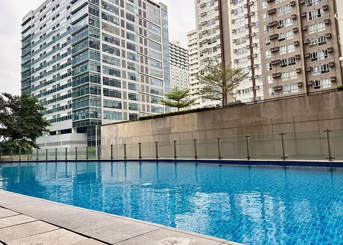 Designer Minimalist 1br One Uptown Bgc